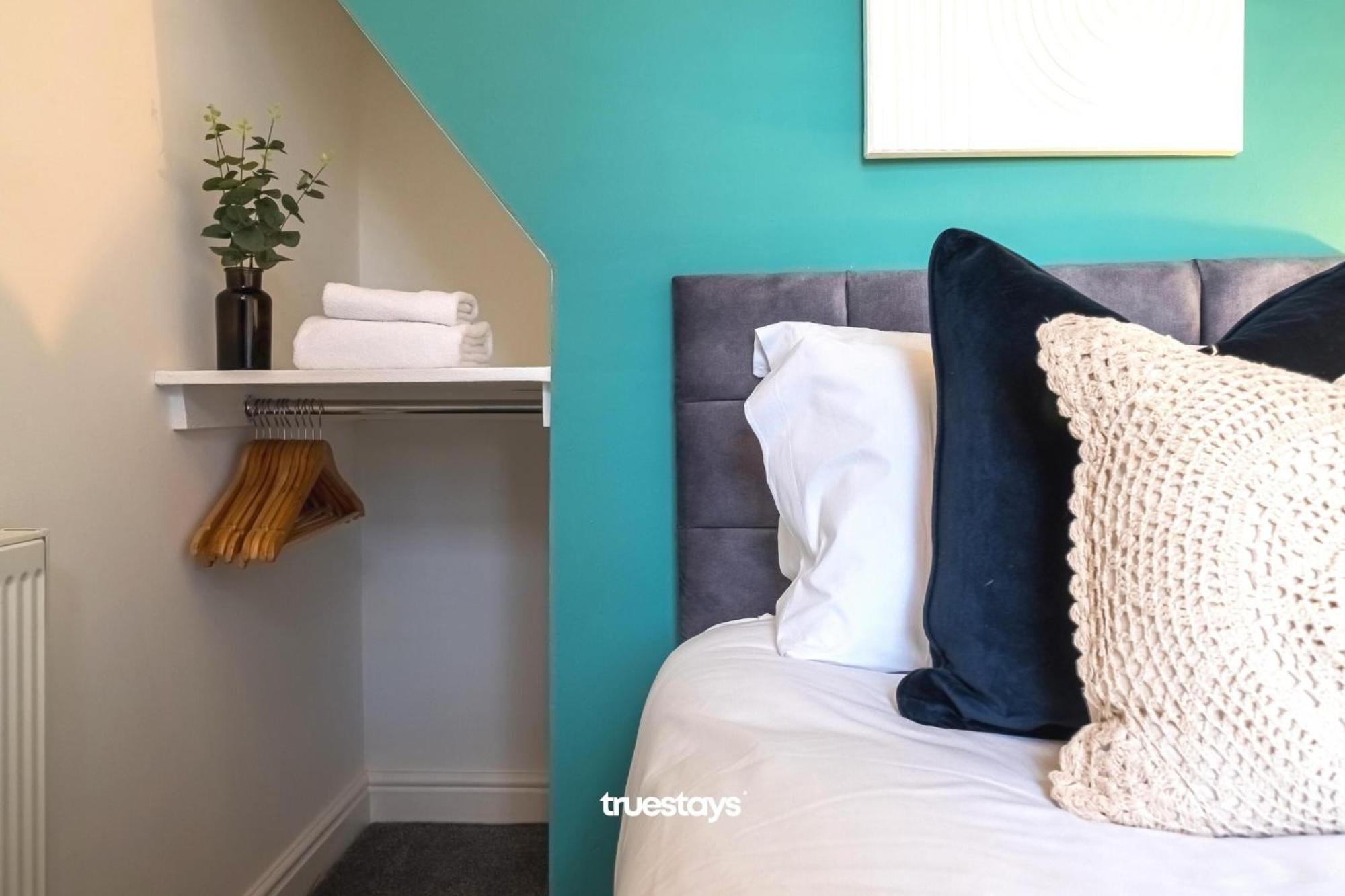 Penkhull House By Truestays - 4 Bedroom House In Stoke-On-Trent 外观 照片