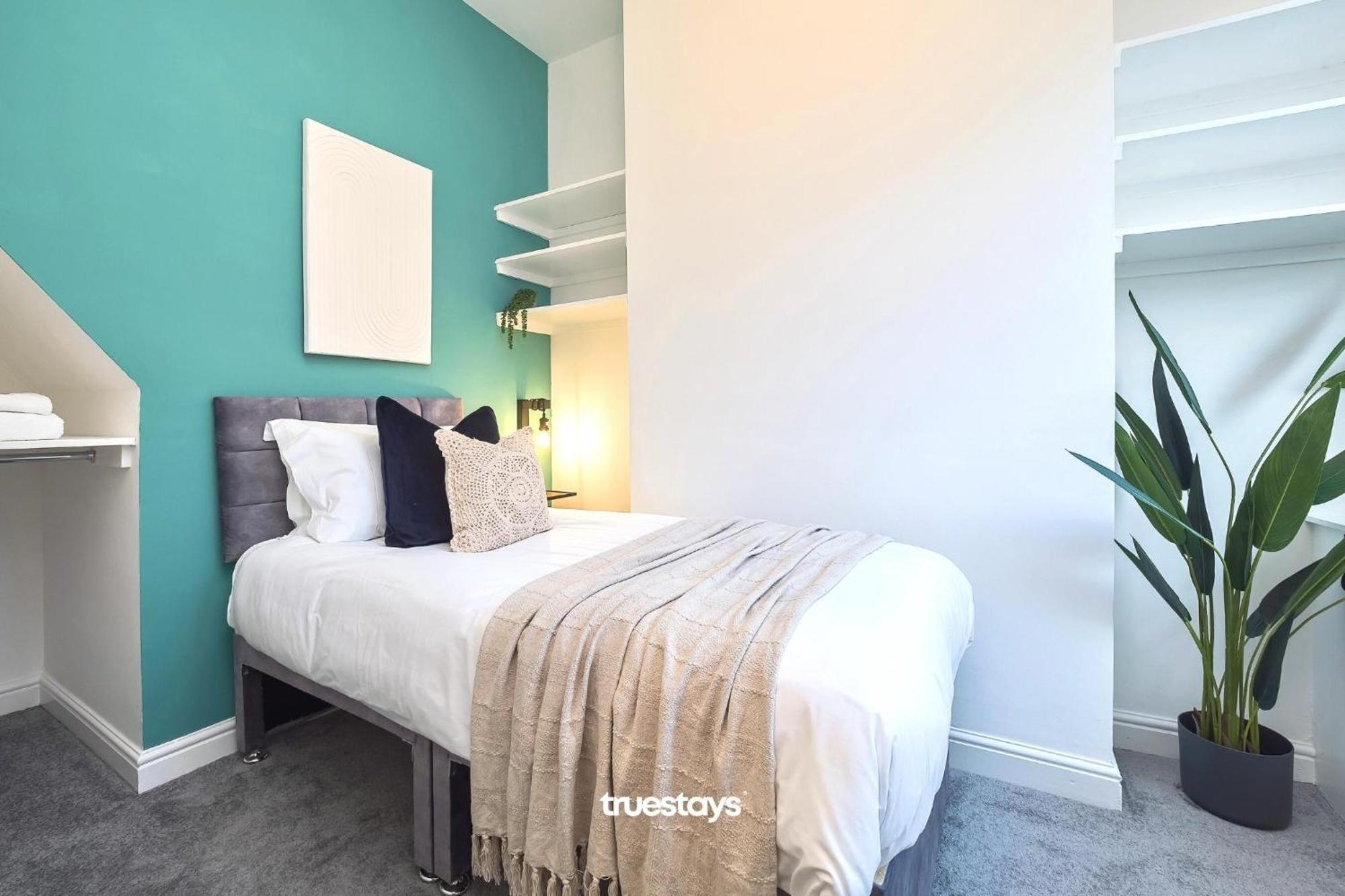 Penkhull House By Truestays - 4 Bedroom House In Stoke-On-Trent 外观 照片