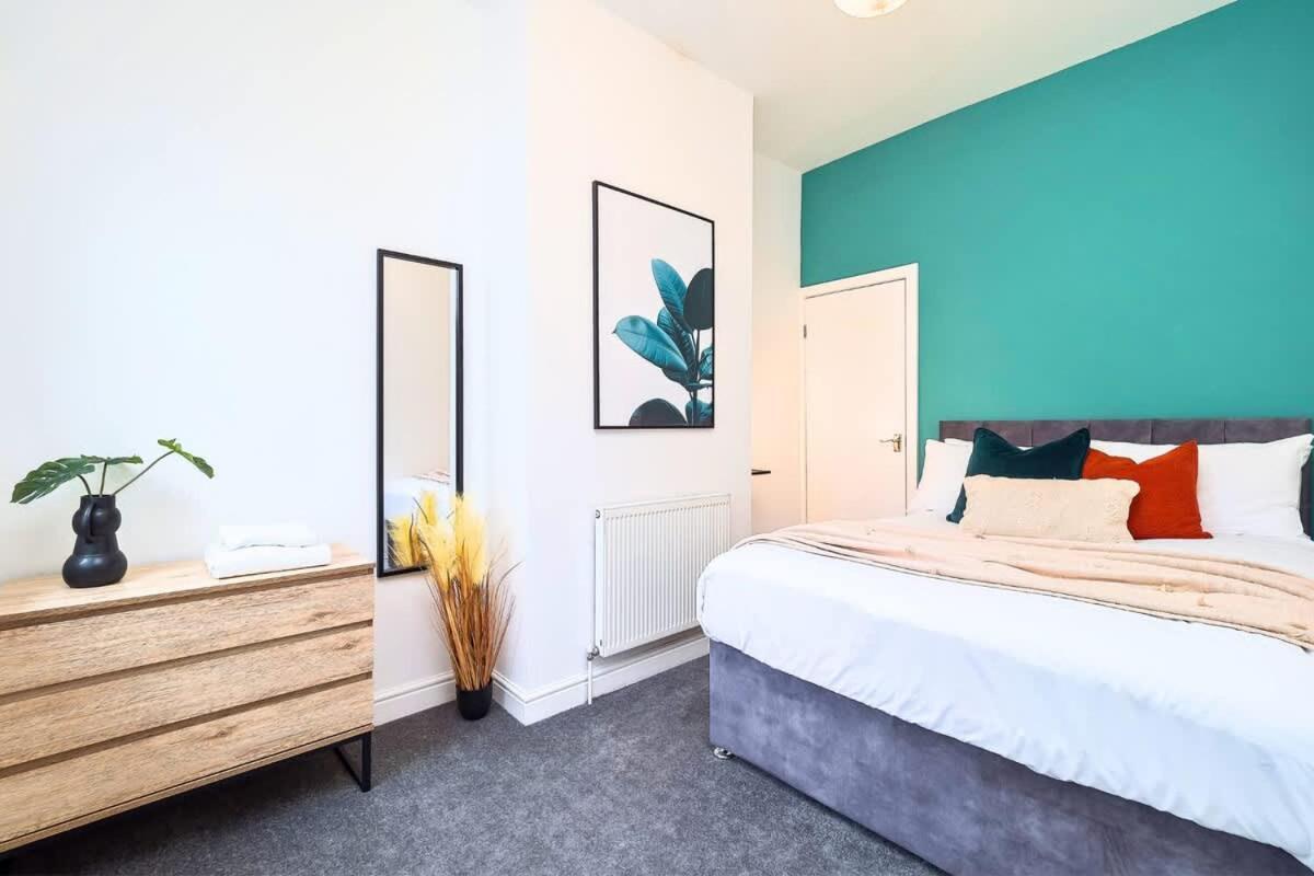 Penkhull House By Truestays - 4 Bedroom House In Stoke-On-Trent 外观 照片